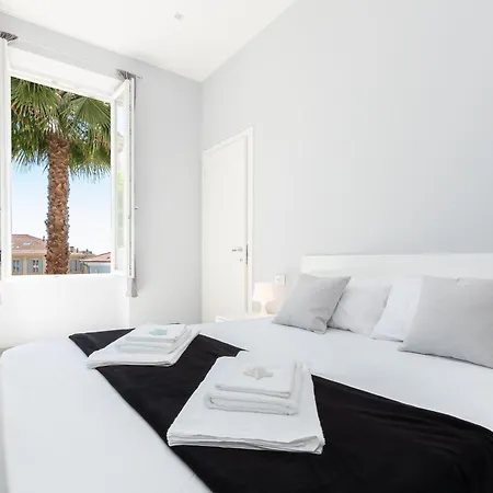 Parcheggio Privato Gratuito A 5 Minuti Dal Mare, Con Giardino Apartman *